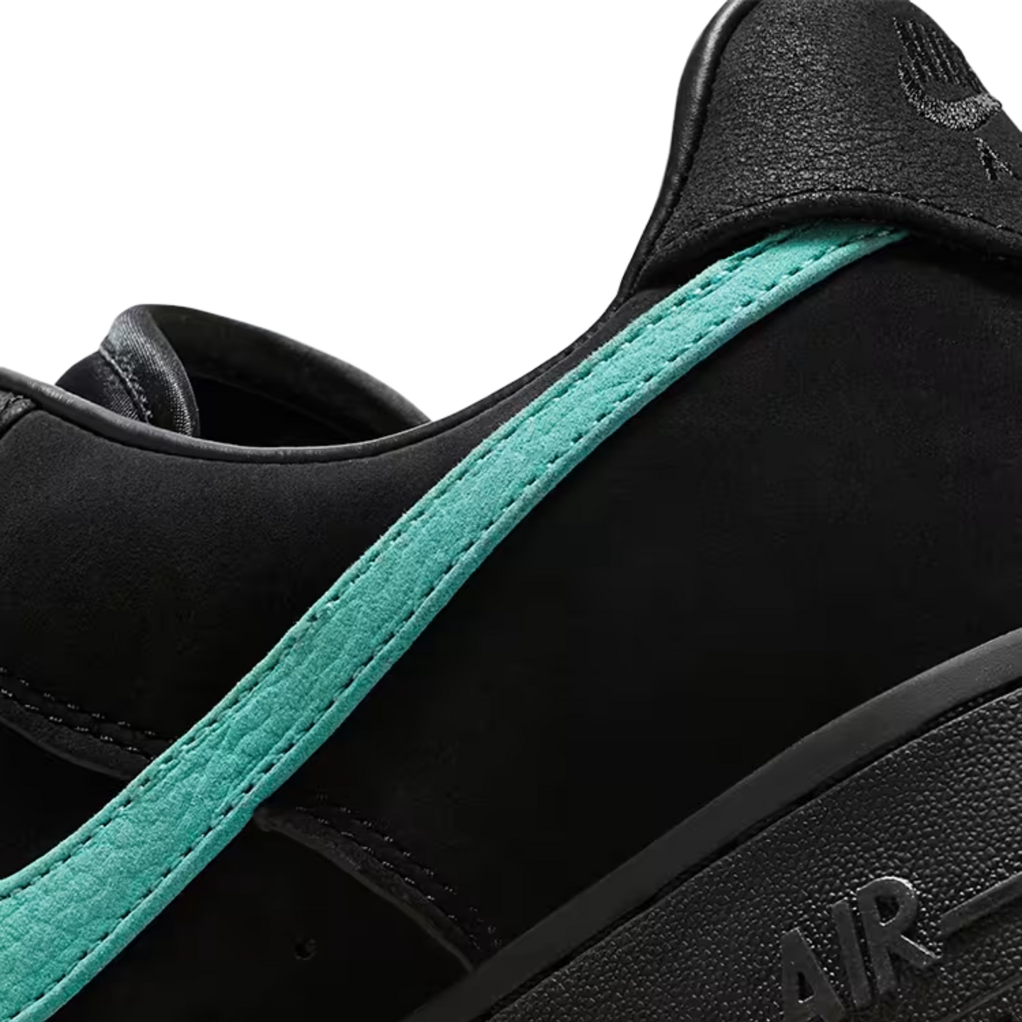 Nike Air Force 1 X Tiffany & CO